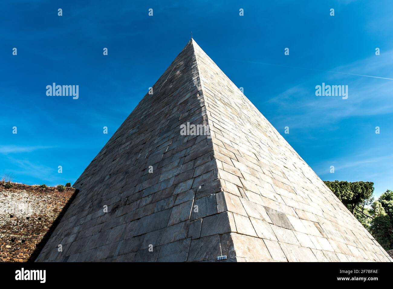 Pyramid of Cestius, Sepulchrum C. Cestii, Cimitero Acattolico, Non ...