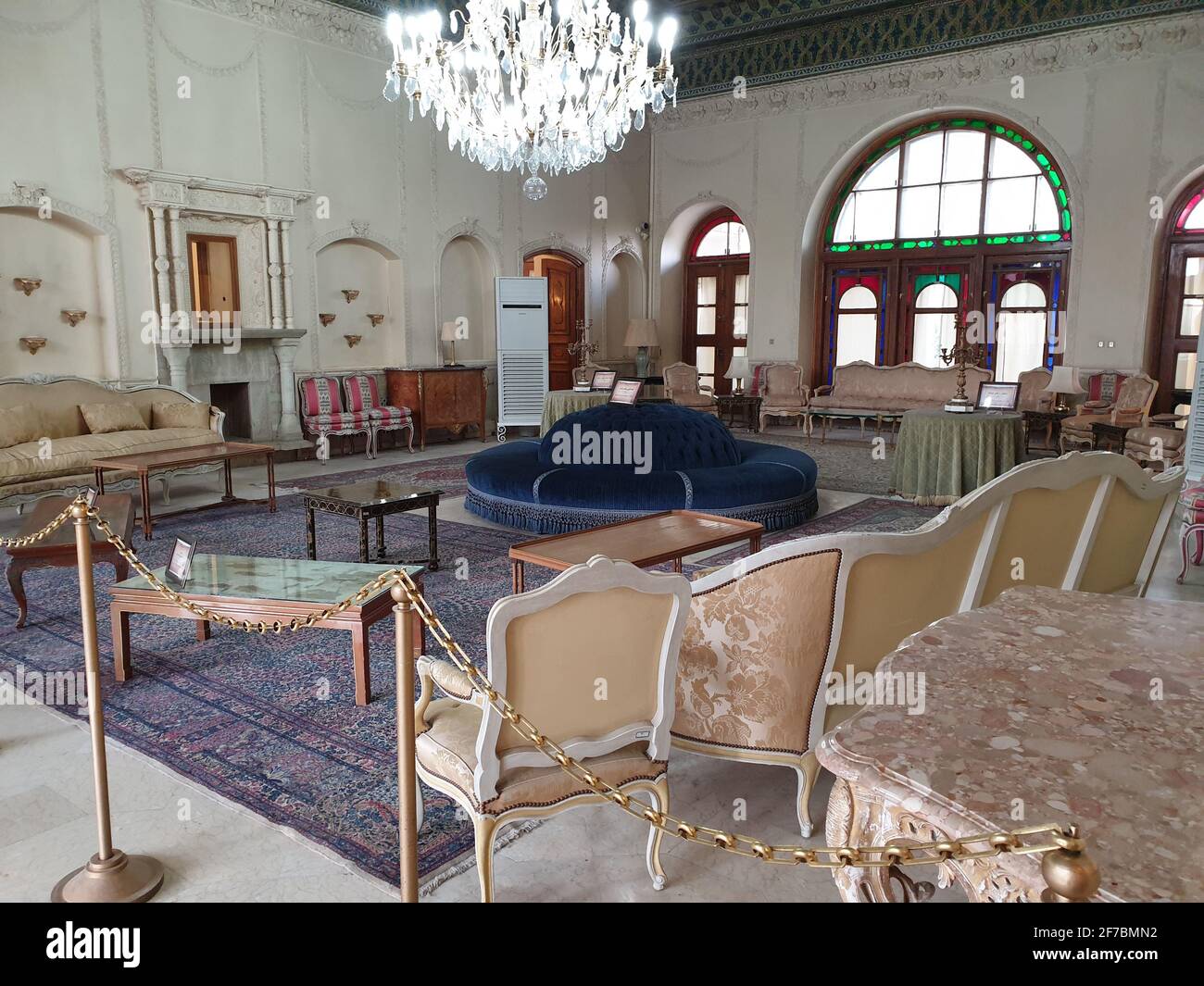 Iran iraq war tehran hi-res stock photography and images - Alamy
