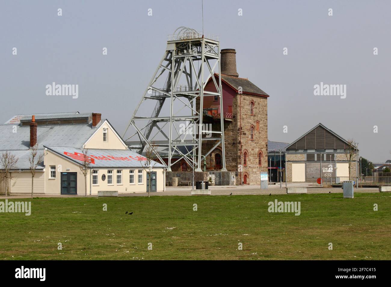 Cornwall engine house heartlands hi-res stock photography and images ...