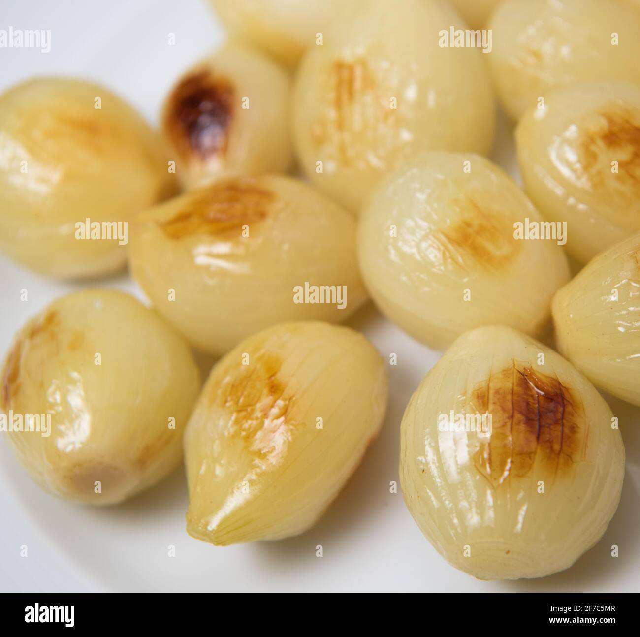 Clean white onions hi-res stock photography and images - Alamy