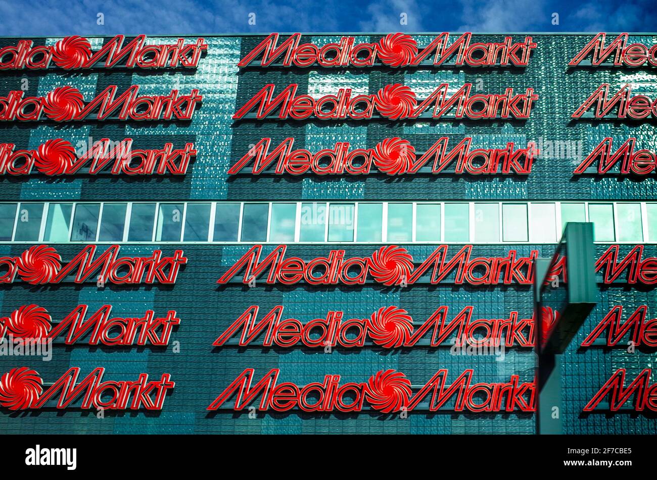MediaMarkt - Media Markt storefront in Eindhoven NL - Media Markt is a German multinational chain of consumer electronics stores with over 1000 stores. Stock Photo