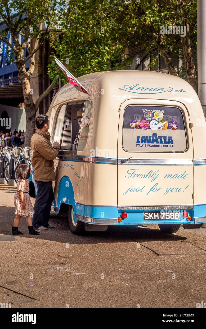 Vintage Coffee Van Serving Lavazza Espresso to Customers on London — free download