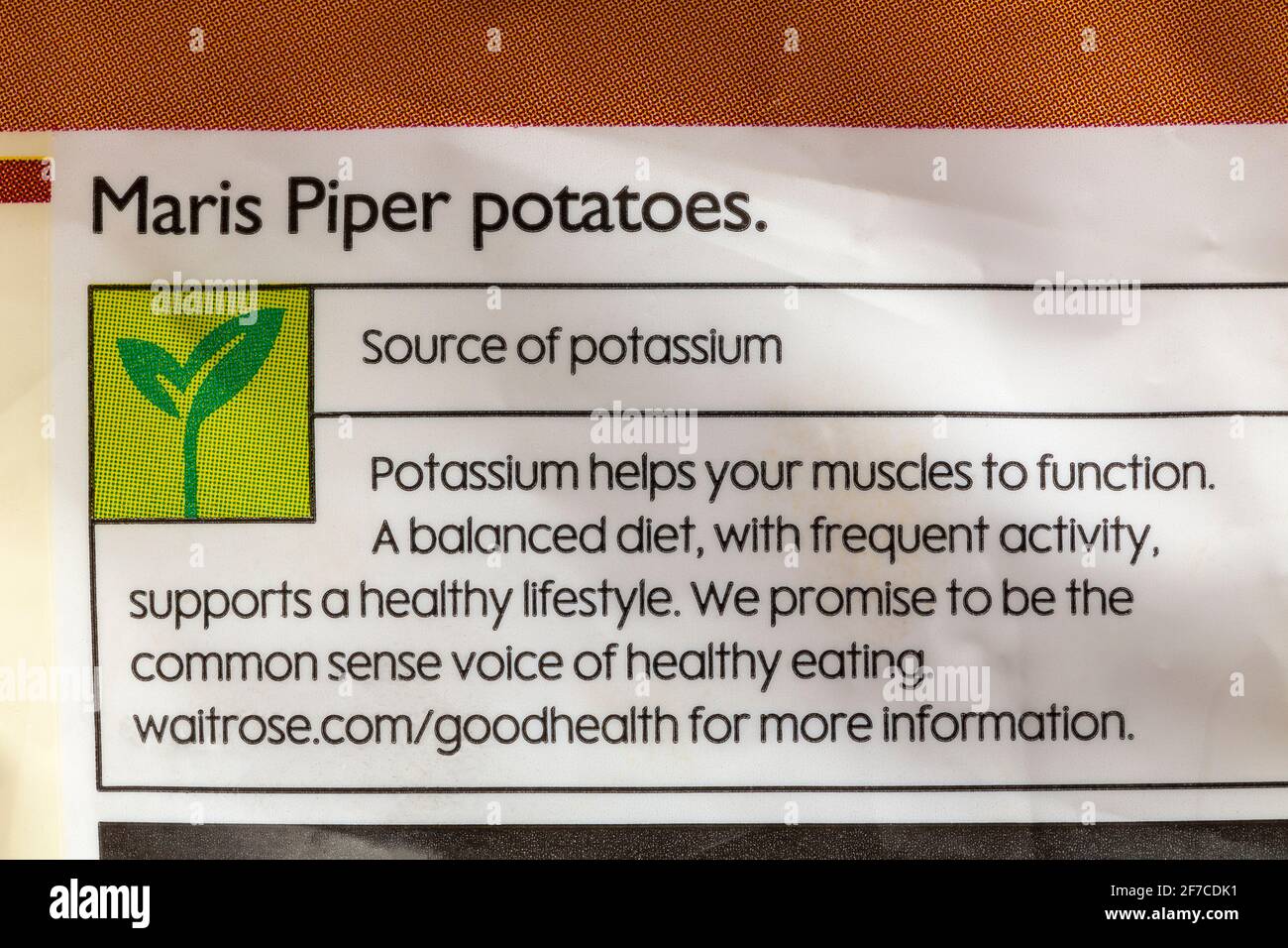 Source of potassium information on bag of Maris Piper potatoes Stock Photo