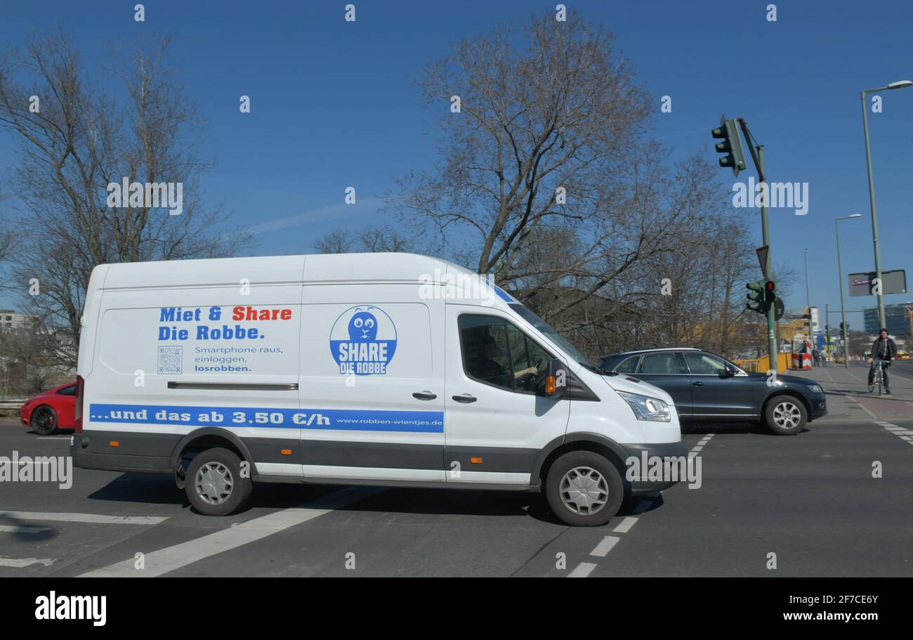 Transporter von Robben & Wientjes, Berlin, Deutschland Stock Photo Alamy