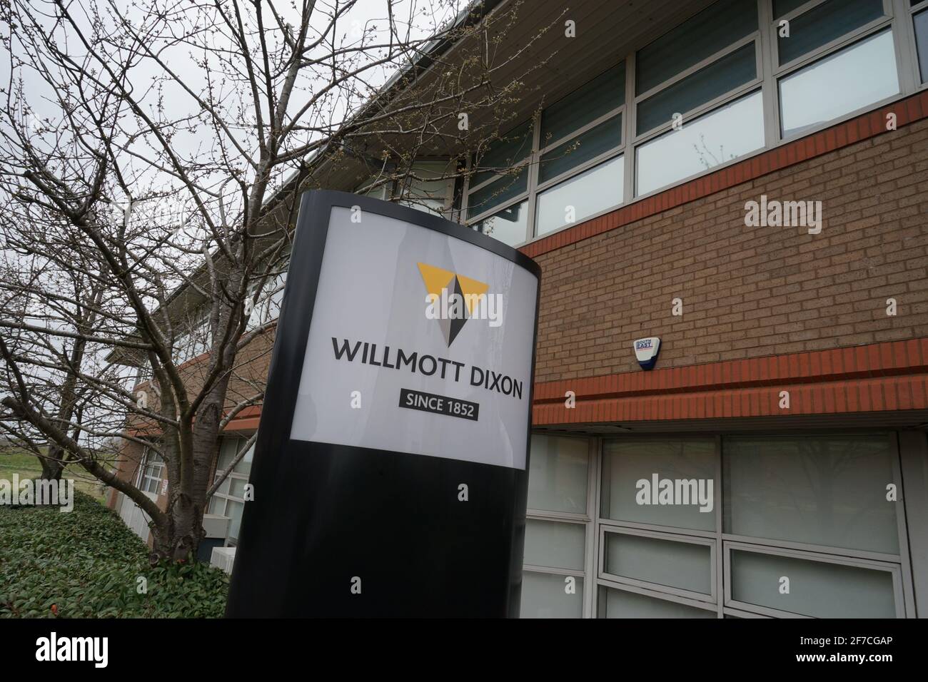 Willmott Dixon Offices Hitchin Stock Photo Alamy