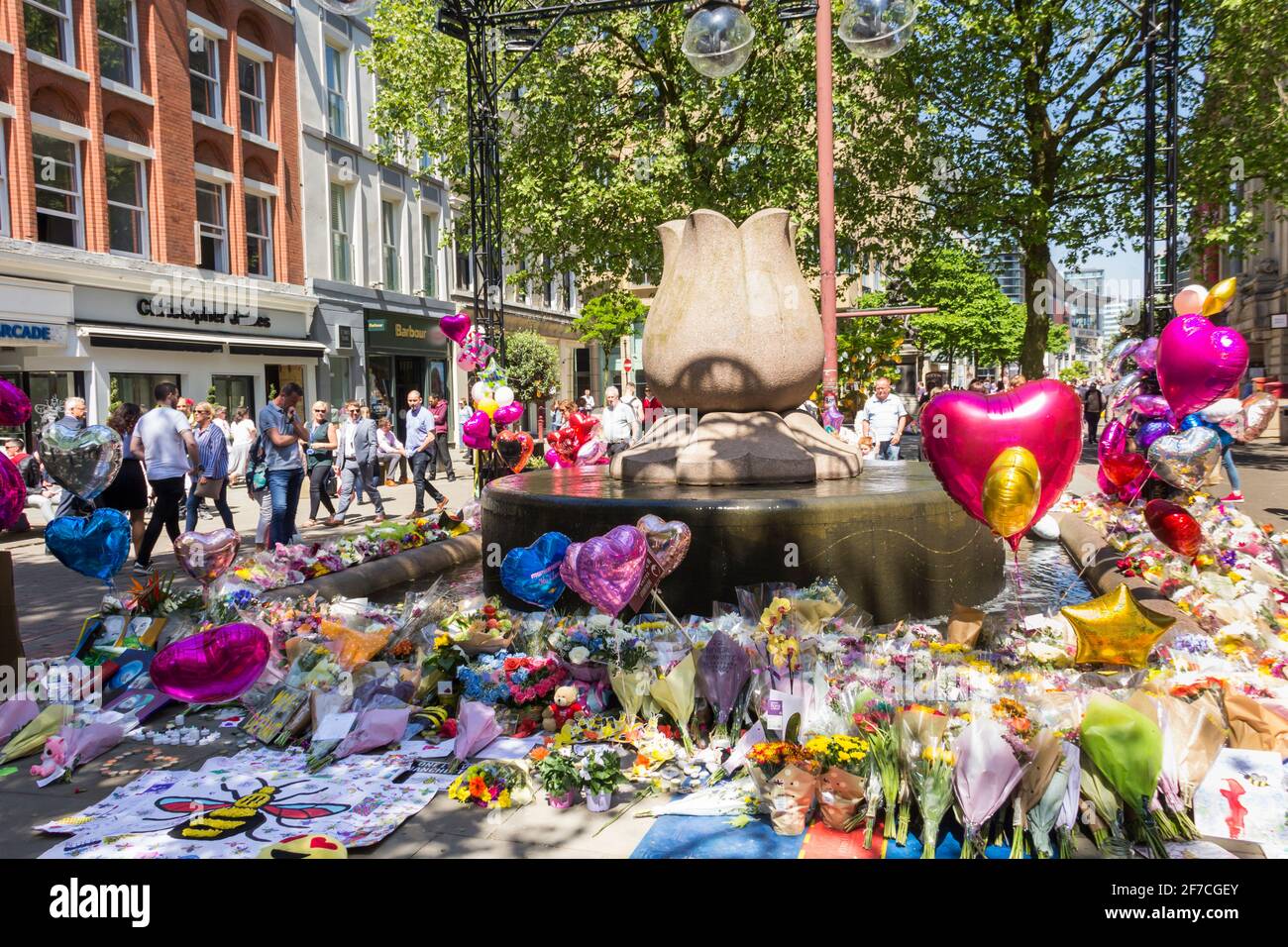 Manchester, UK. 23rd May 2018. A year and a day after the Manchester Arena terrorist bombing, in which 22 people died and over 800 were injured. Stock Photo