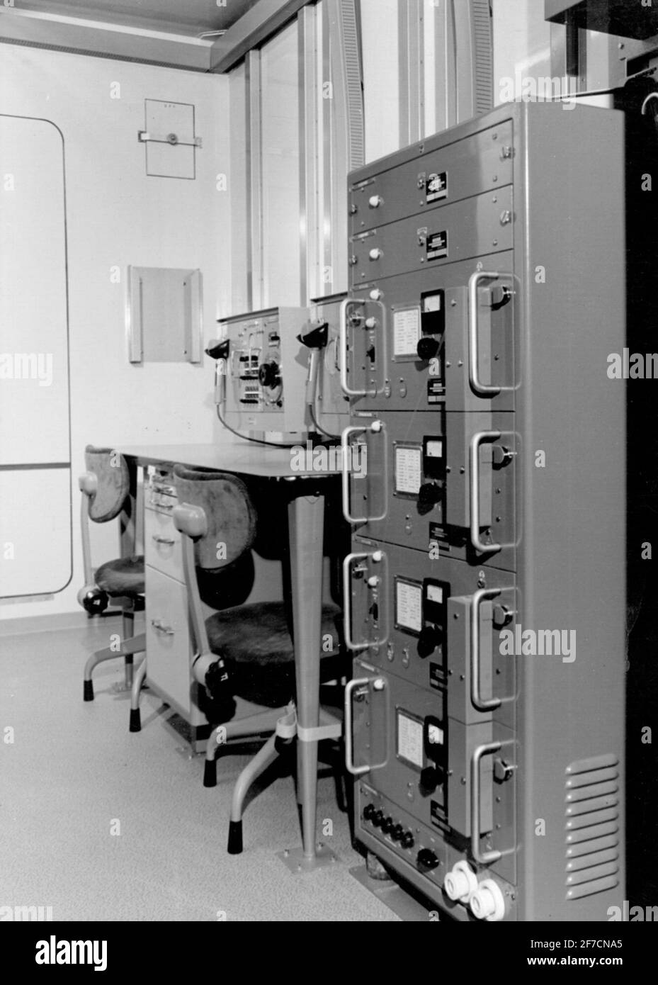 Transportable MarkRadio TMR-13 TMR-13 - Portable Mark radio, interior