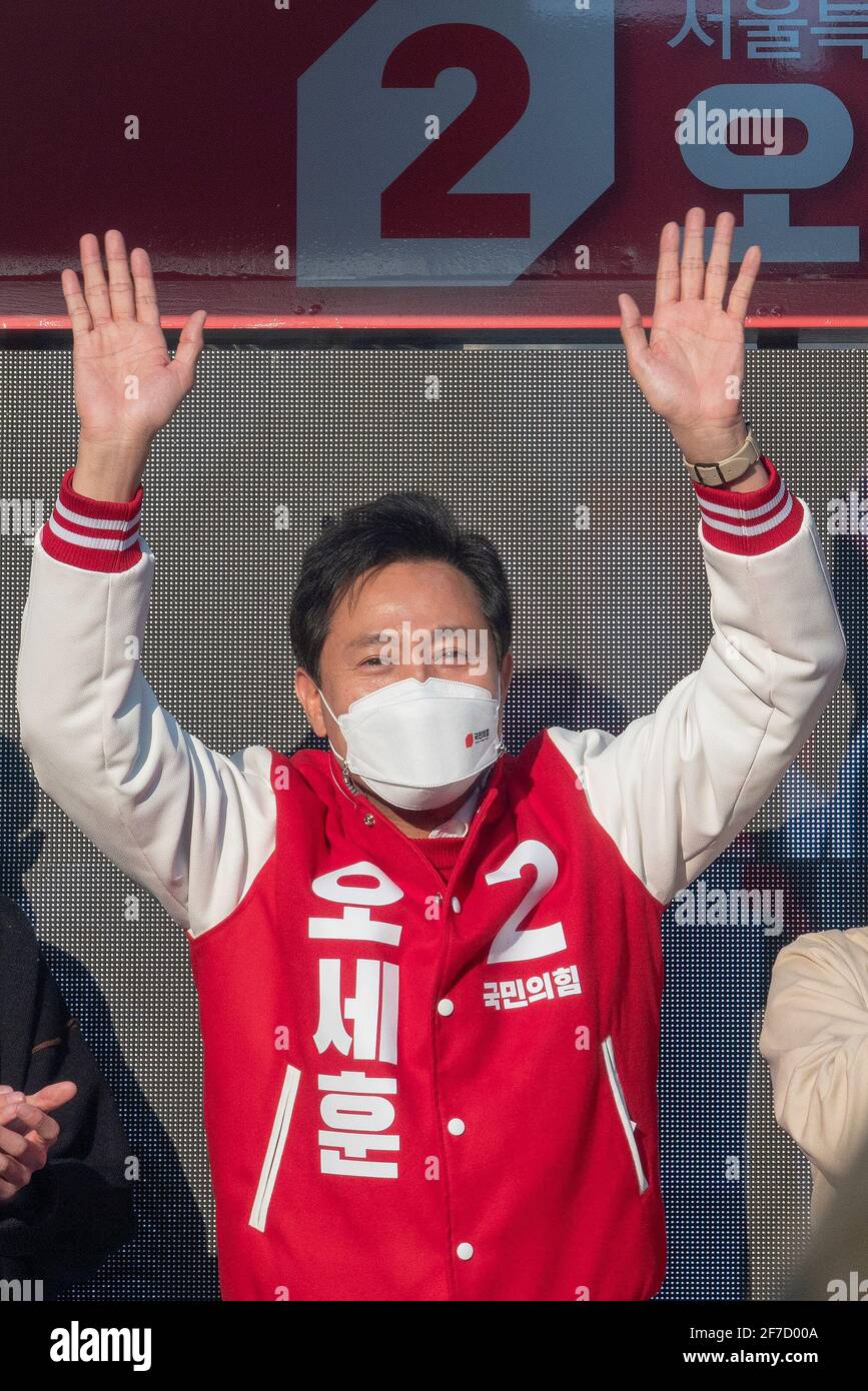 Oh Se-Hoon, South Korean main opposition People Power Party's candidate for the April 7 Seoul mayoral by-election, participates in his campaign. Stock Photo