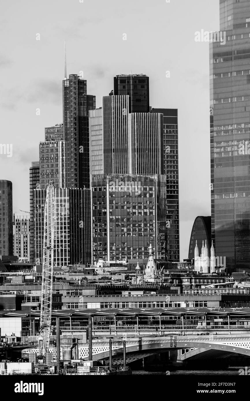 London the River Thames Stock Photo Alamy