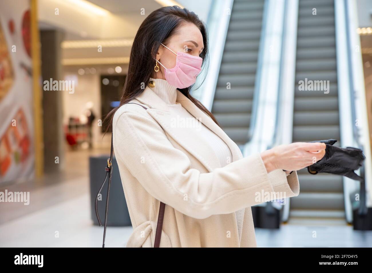 Woman wearing leather mask hi-res stock photography and images - Alamy