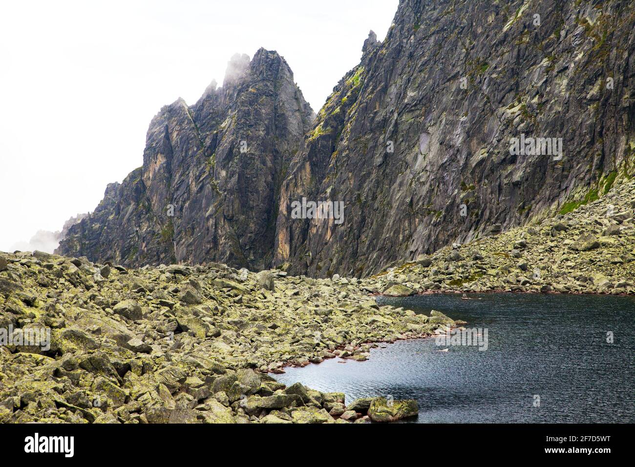 Wahlembergovo pleso lake and mount Koprovsky stit, Vysoke Tatry mountains, Carpathia, Slovakia Stock Photo