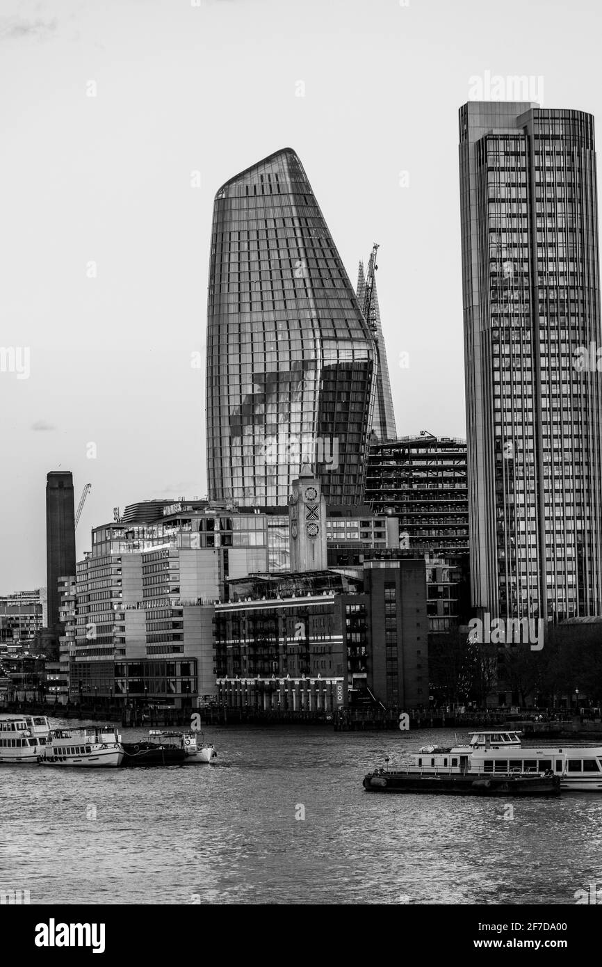London the River Thames Stock Photo Alamy