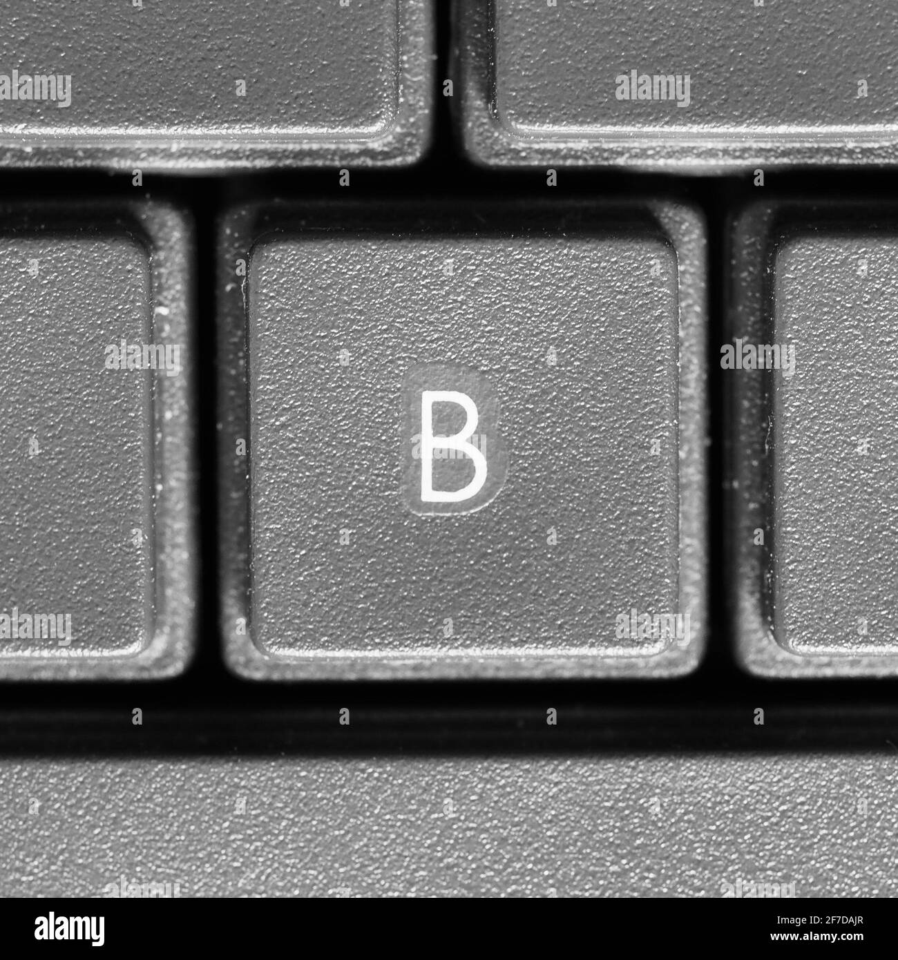 Letter B key on computer keyboard keypad Stock Photo - Alamy