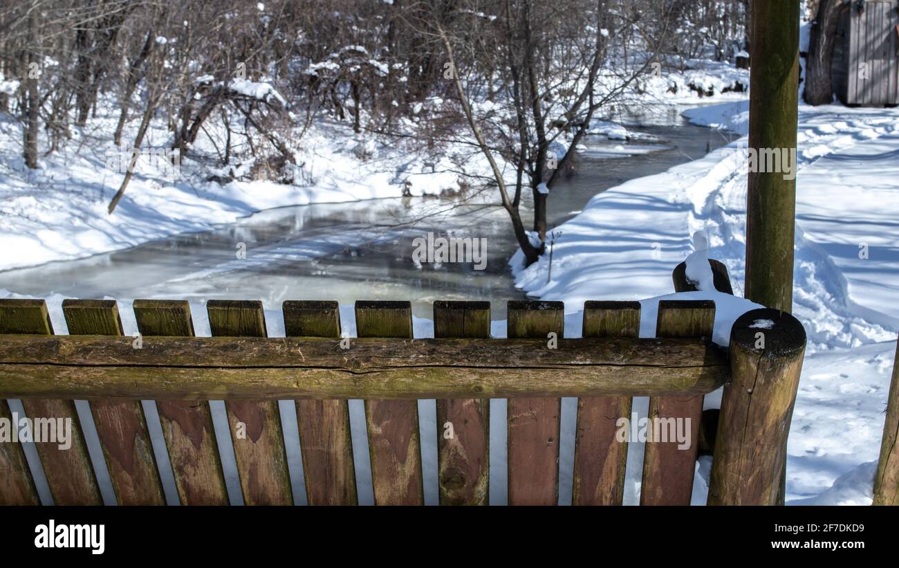 Rocking back and forth hires stock photography and images Alamy