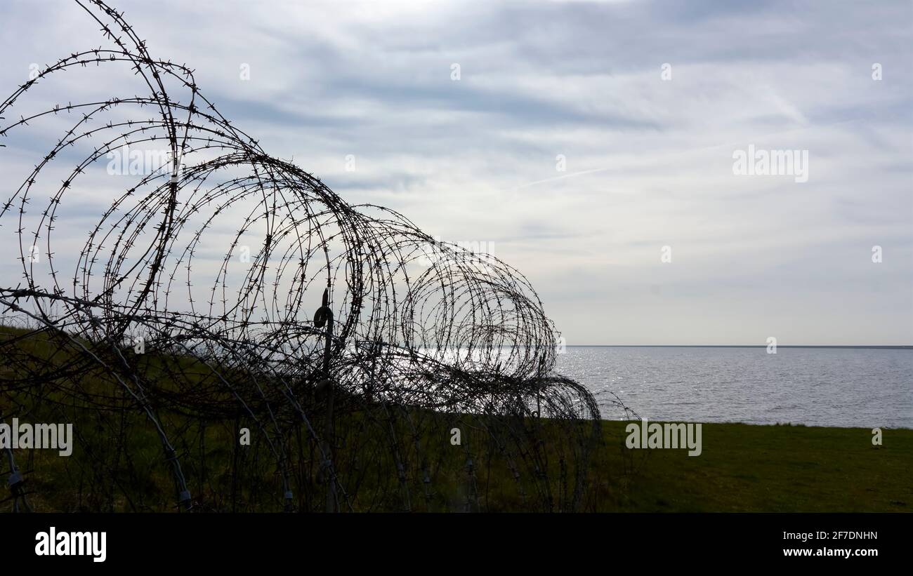 Sharp wire fence deals
