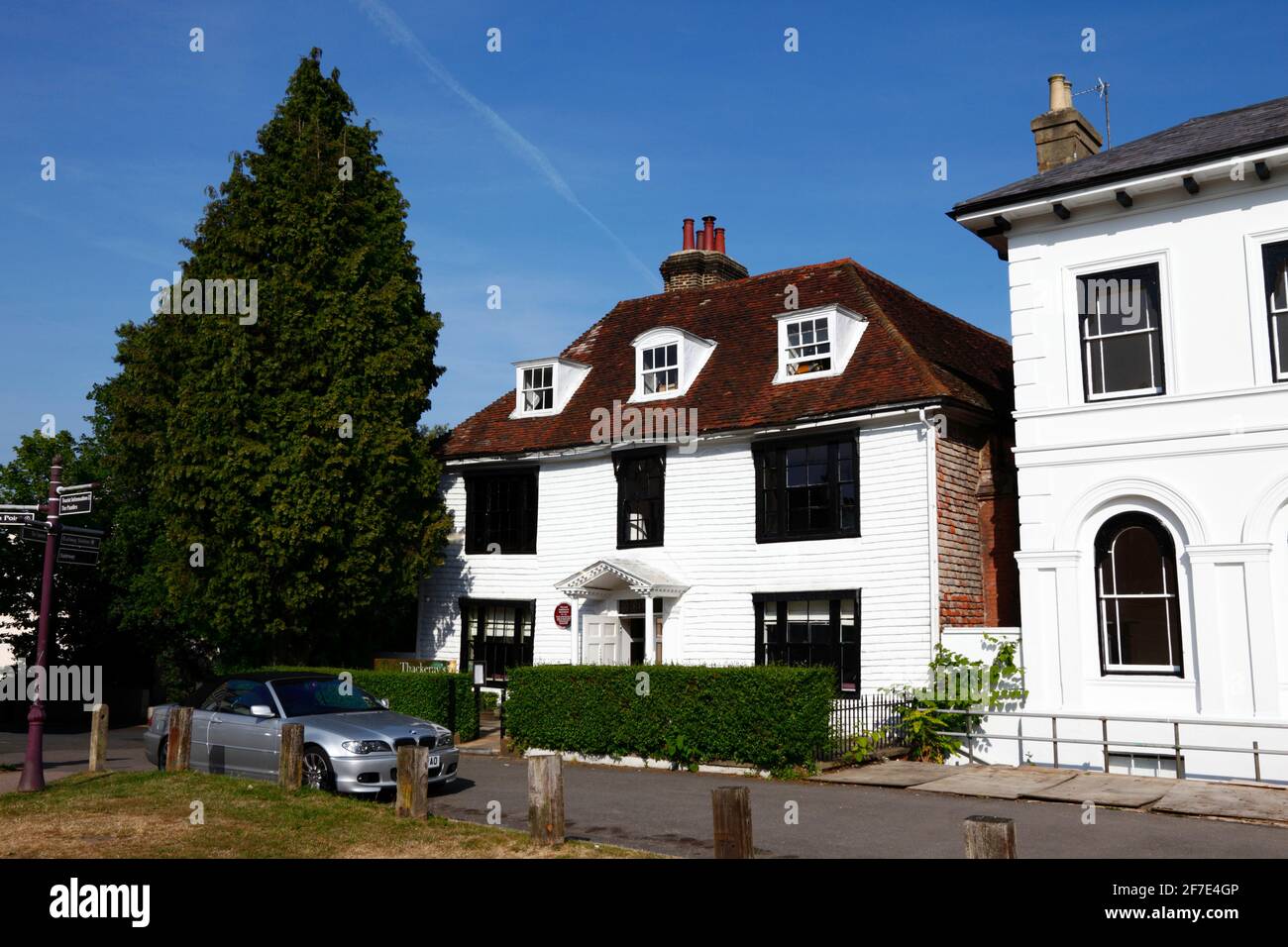 Thackeray's restaurant, a typical Kentish style building with white painted weatherboards, Tunbridge Wells, Kent, England Stock Photo