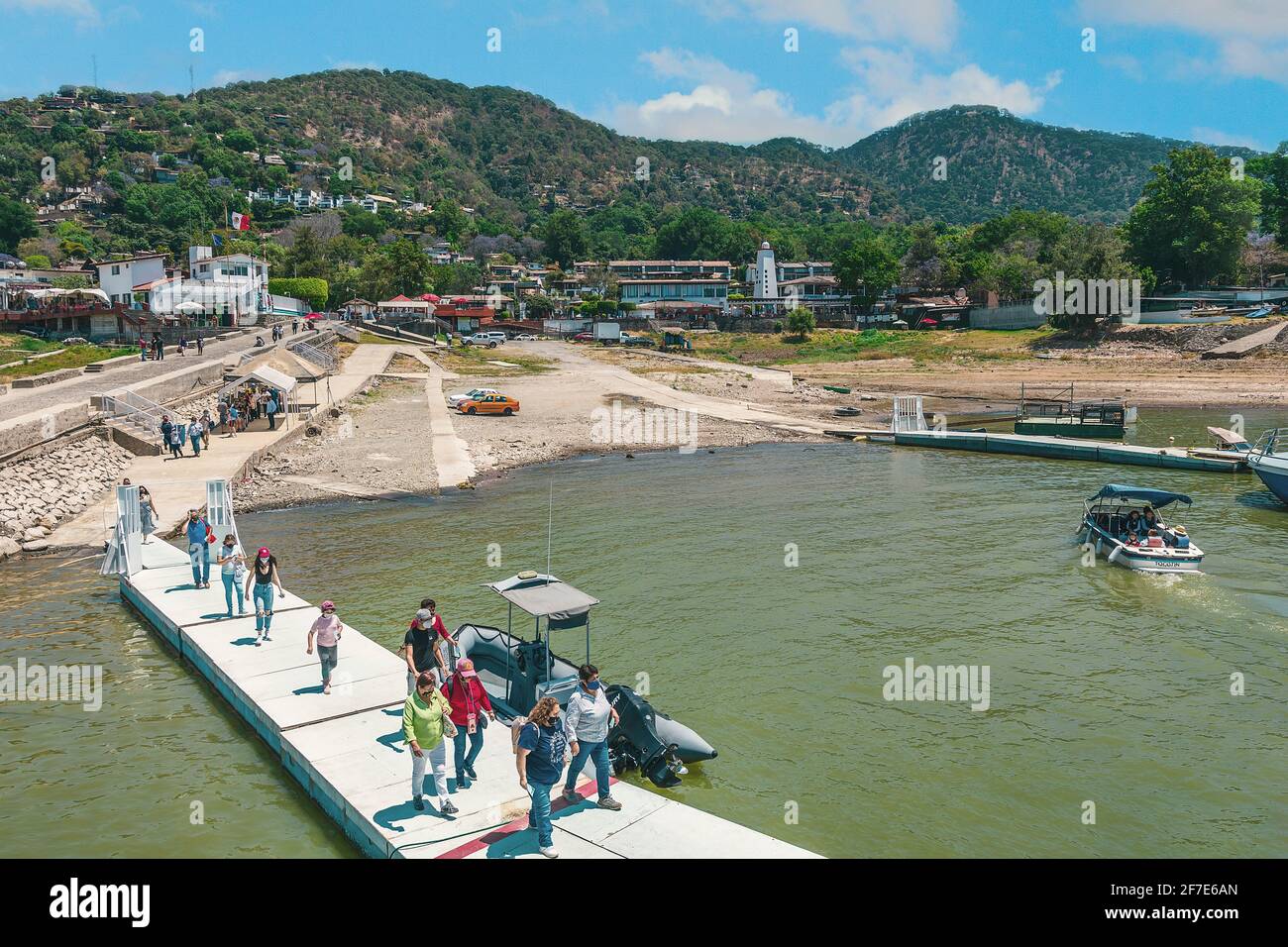 Mexico, Valle de Bravo March 26, 2021, View of the lake coast on a sunny day Stock Photo