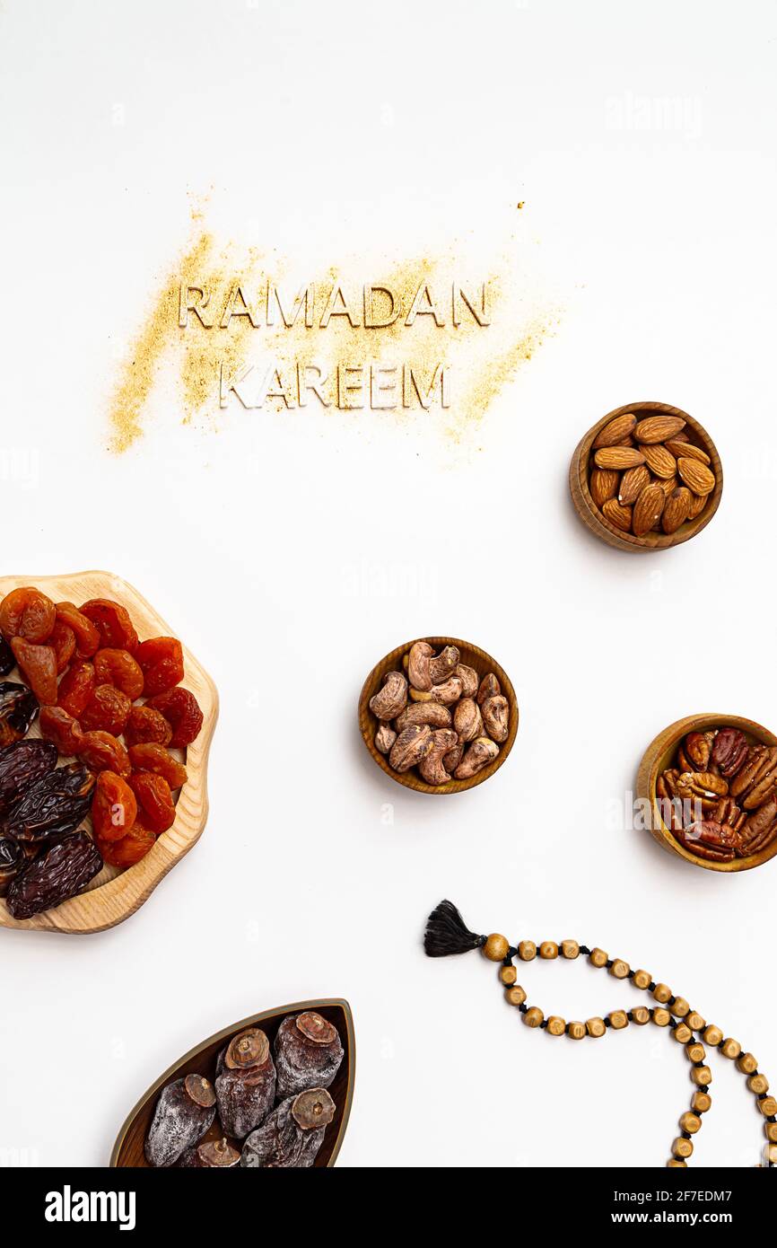 Dates iftar in ramadan hi-res stock photography and images - Page 2 - Alamy
