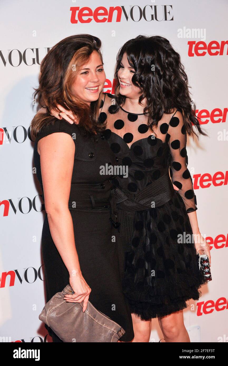 (L-R) Mandy Cornett aka Mandy Teefey and Selena Gomez attends arrivals