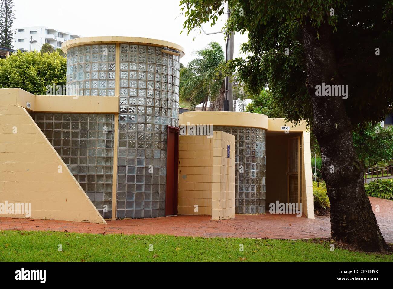Classic designed public toilet block with rounded glass and concrete