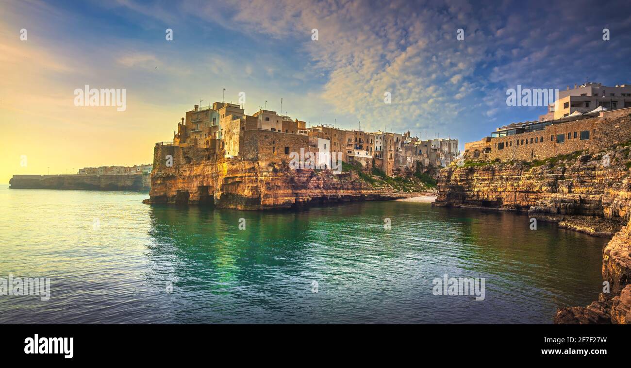 Polignano a mare cove hi-res stock photography and images - Alamy