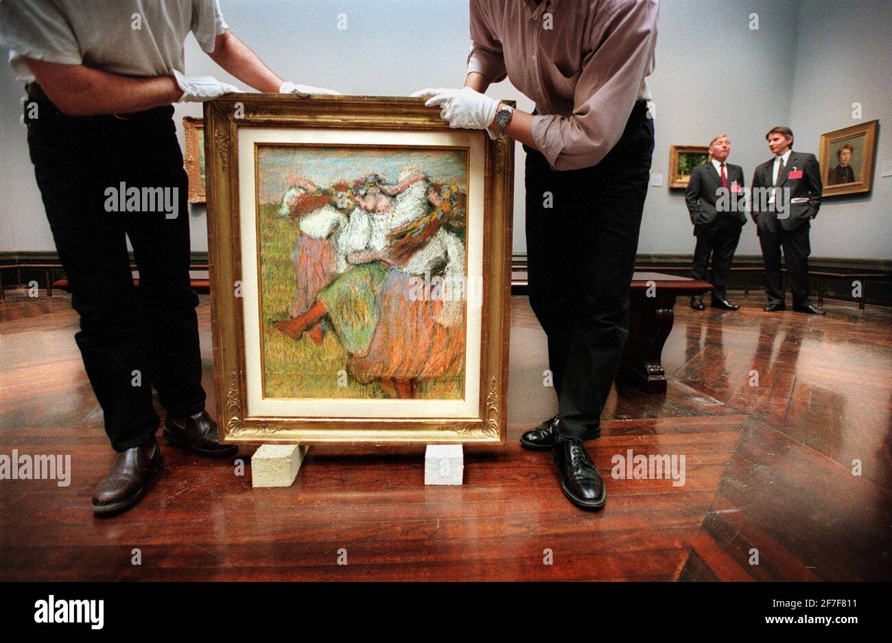 IMPRESSIONIST PAINTER OCTOBER 2000EDGAR DEGAS'S 'RUSSIAN DANCERS' OF ABOUT 1899 HAS BEEN GIVEN TO THE NATIONAL GALLERY AS A GIFT FROM THE SARA LEE CORPORATION Stock Photo