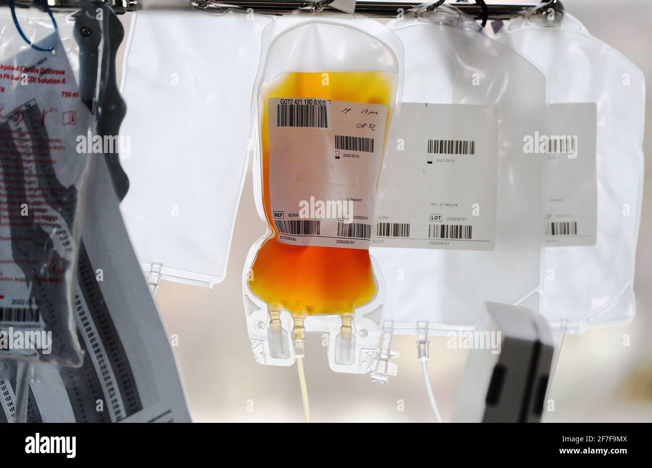 Bag hangs hi-res stock photography and images - Page 3 - Alamy