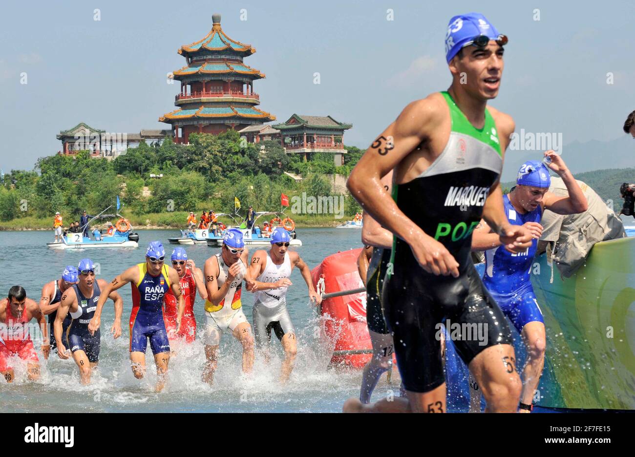 Triathlon at the olympic games hires stock photography and images Alamy
