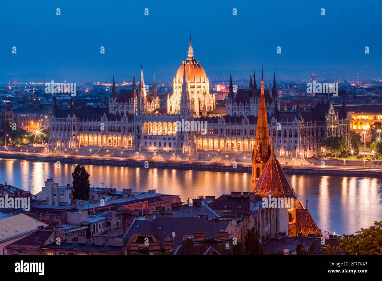 The Hungarian Parliament Building and River Danube at night, UNESCO World Heritage Site, Budapest, Hungary, Europe Stock Photo