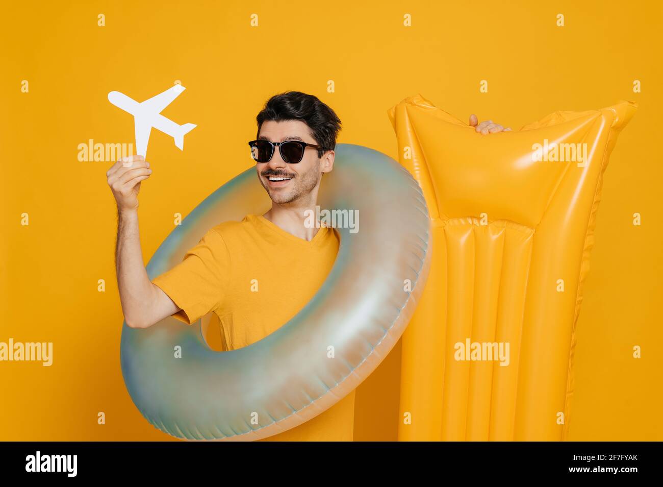 Person in orange shirt hi-res stock photography and images - Alamy