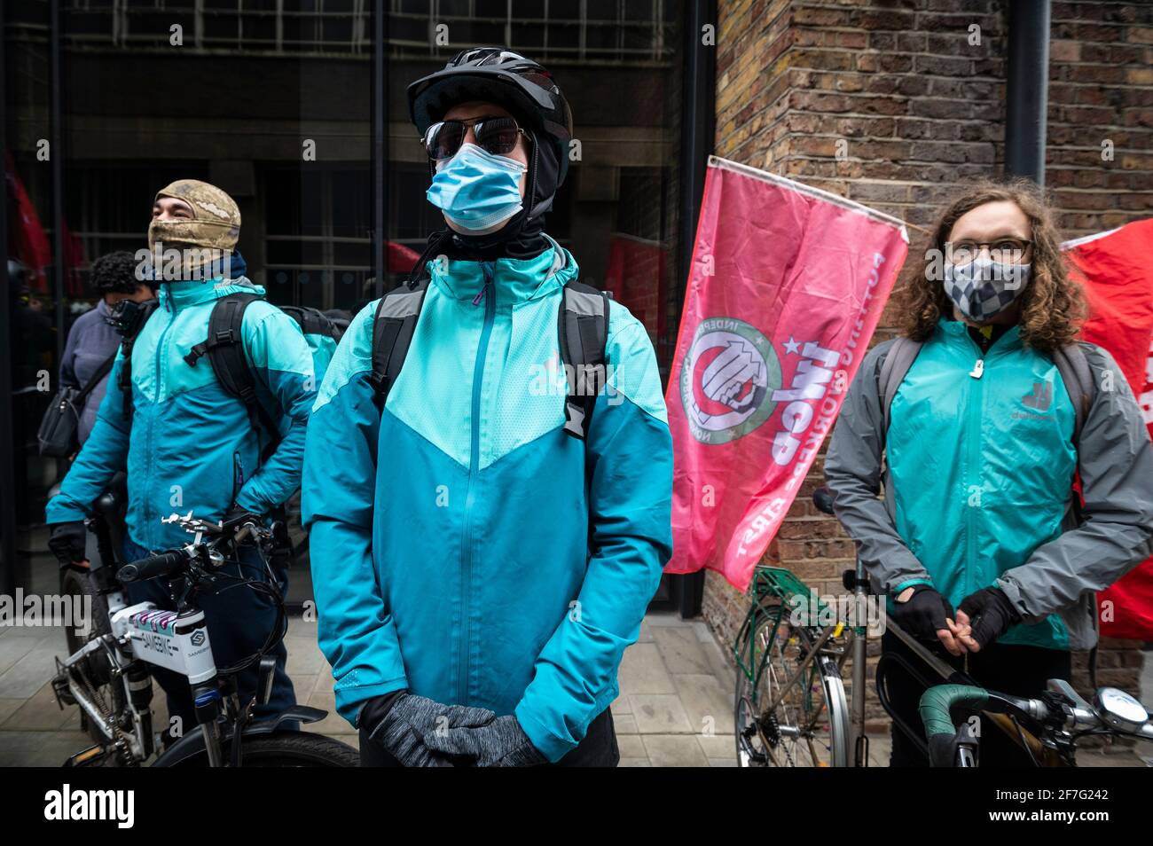 Deliveroo rider strike hi-res stock photography and images - Alamy