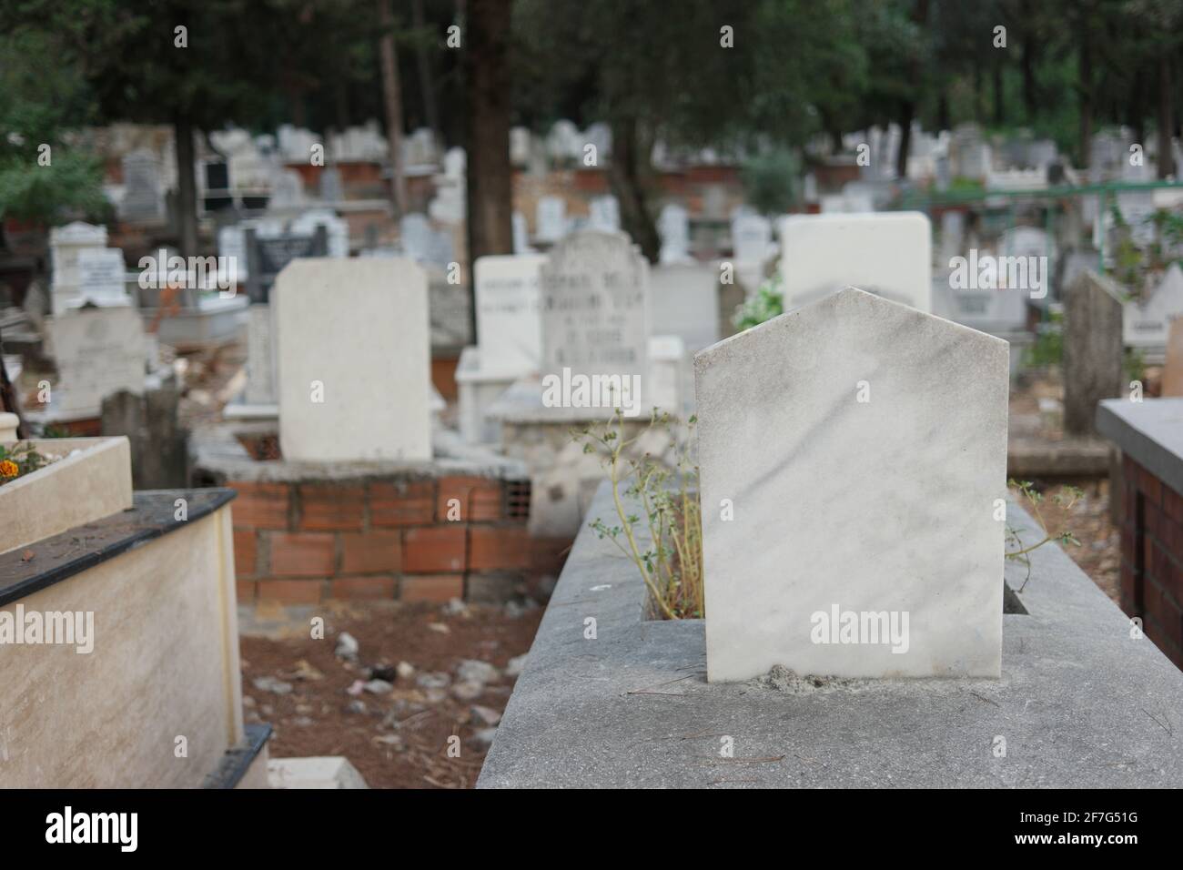 Tombstone at Muslim cemetery, Turkey. Graves background Stock Photo - Alamy