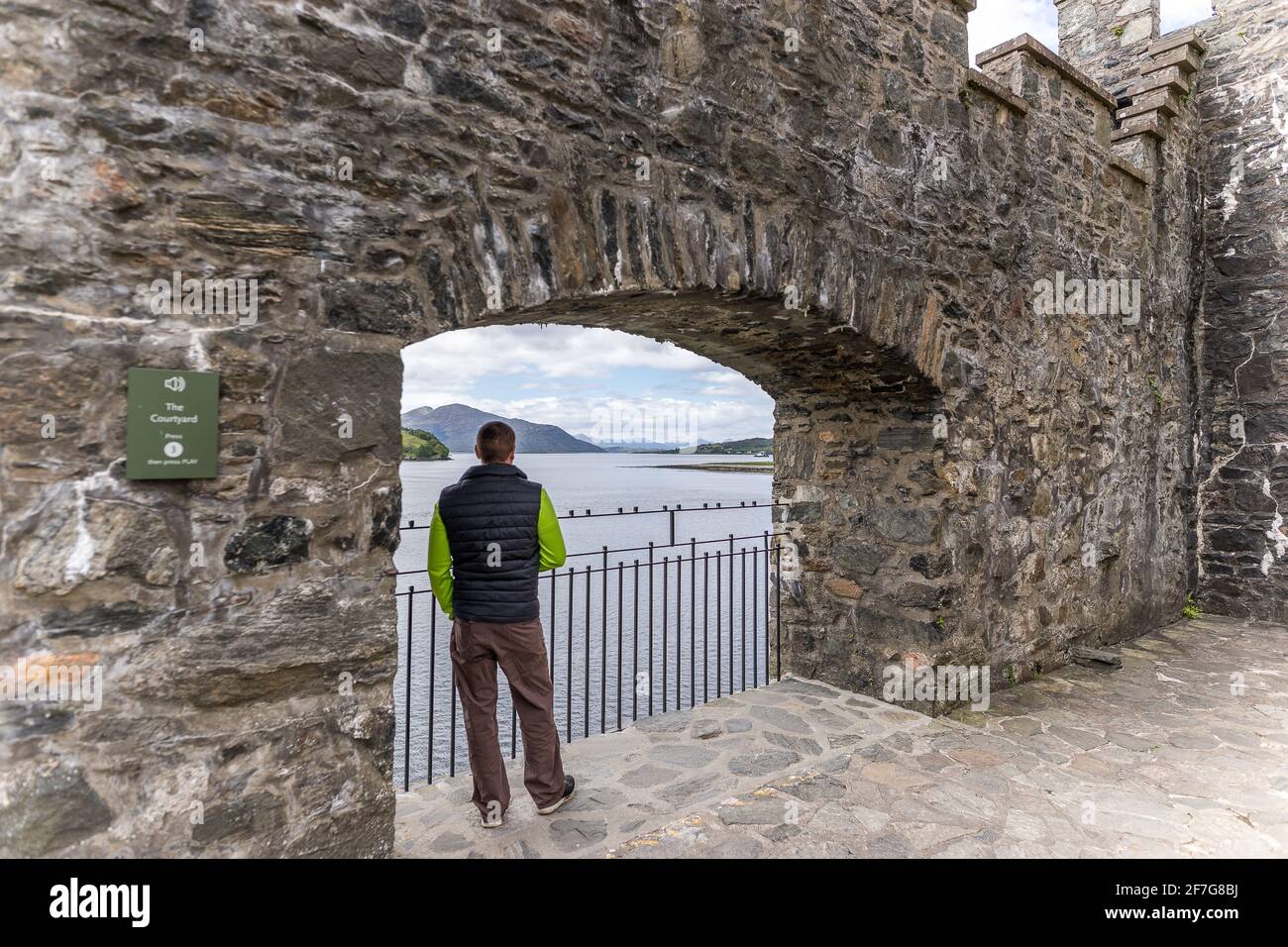 Eilean Donan Castle Scotland Isle of Skye Stock Photo - Alamy