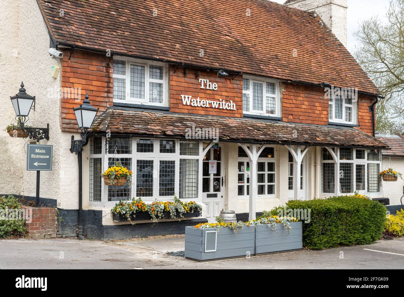 The Waterwitch pub, a country pub on the waterside by the Basingstoke