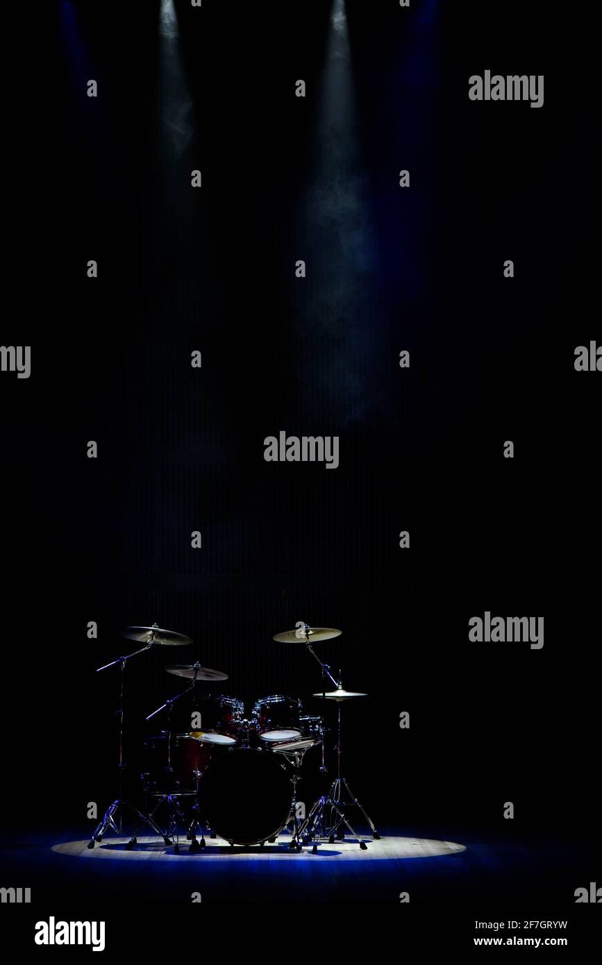 drums on stage in the spotlight on the concert Stock Photo - Alamy