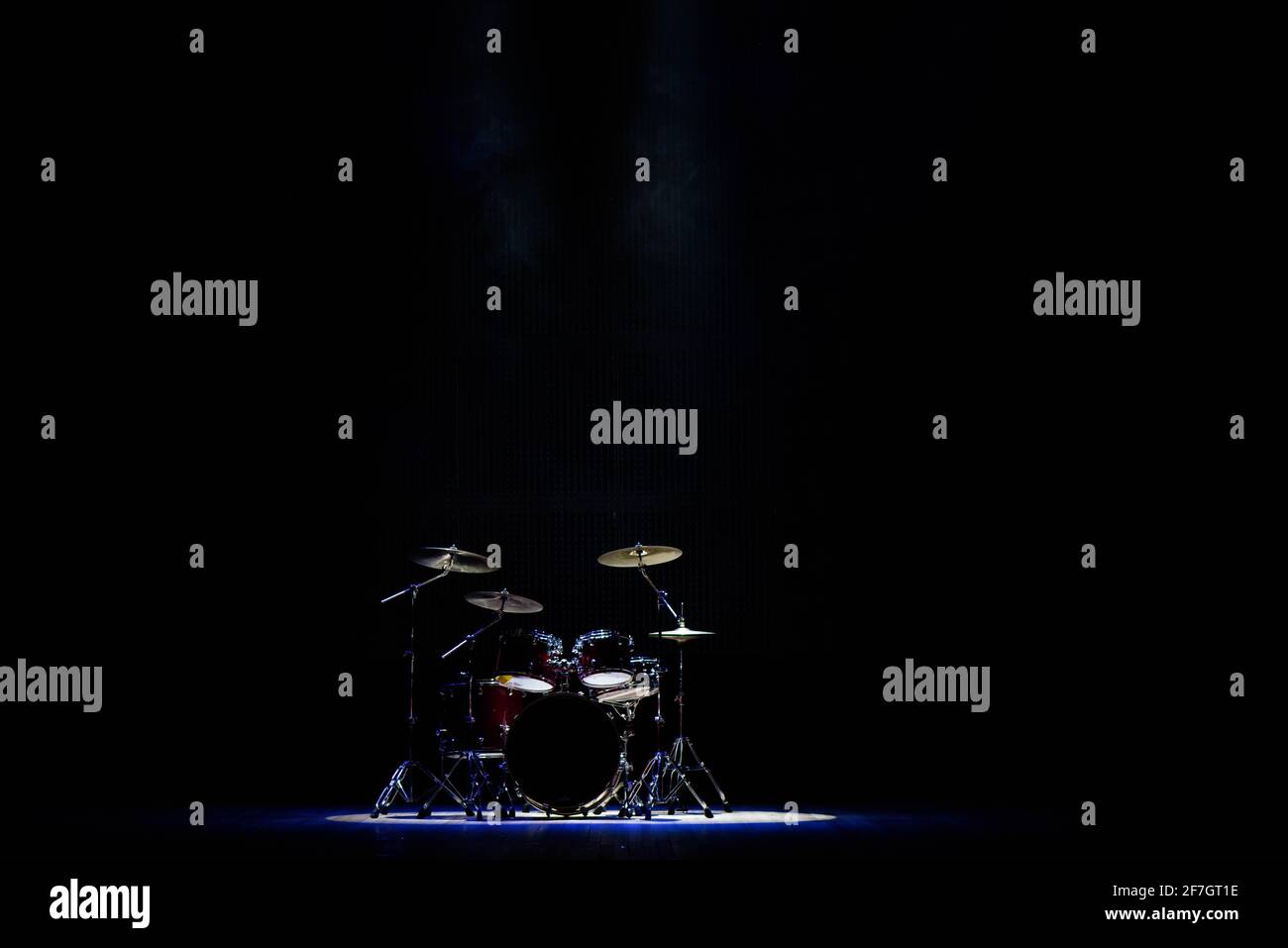 drums on stage in the spotlight on the concert Stock Photo - Alamy