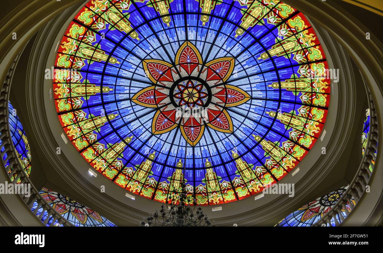 Vitrage window hi-res stock photography and images - Alamy