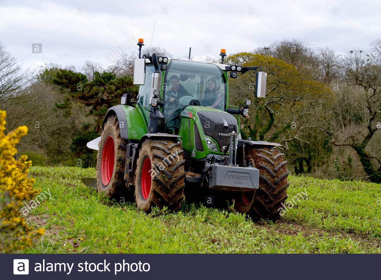 Fendt 724 Tractor High Resolution Stock Photography and Images - Alamy