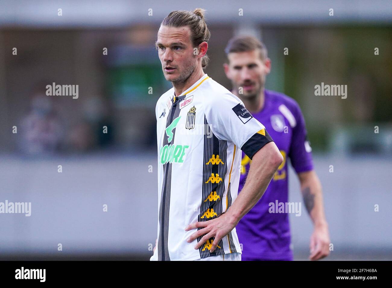 Antwerpen Belgium April 7 Guillaume Gillet Of Sporting De Charleroi During The Jupiler Pro League Match Between Kfco Beerschot Wilrijk And Sportin Stock Photo Alamy