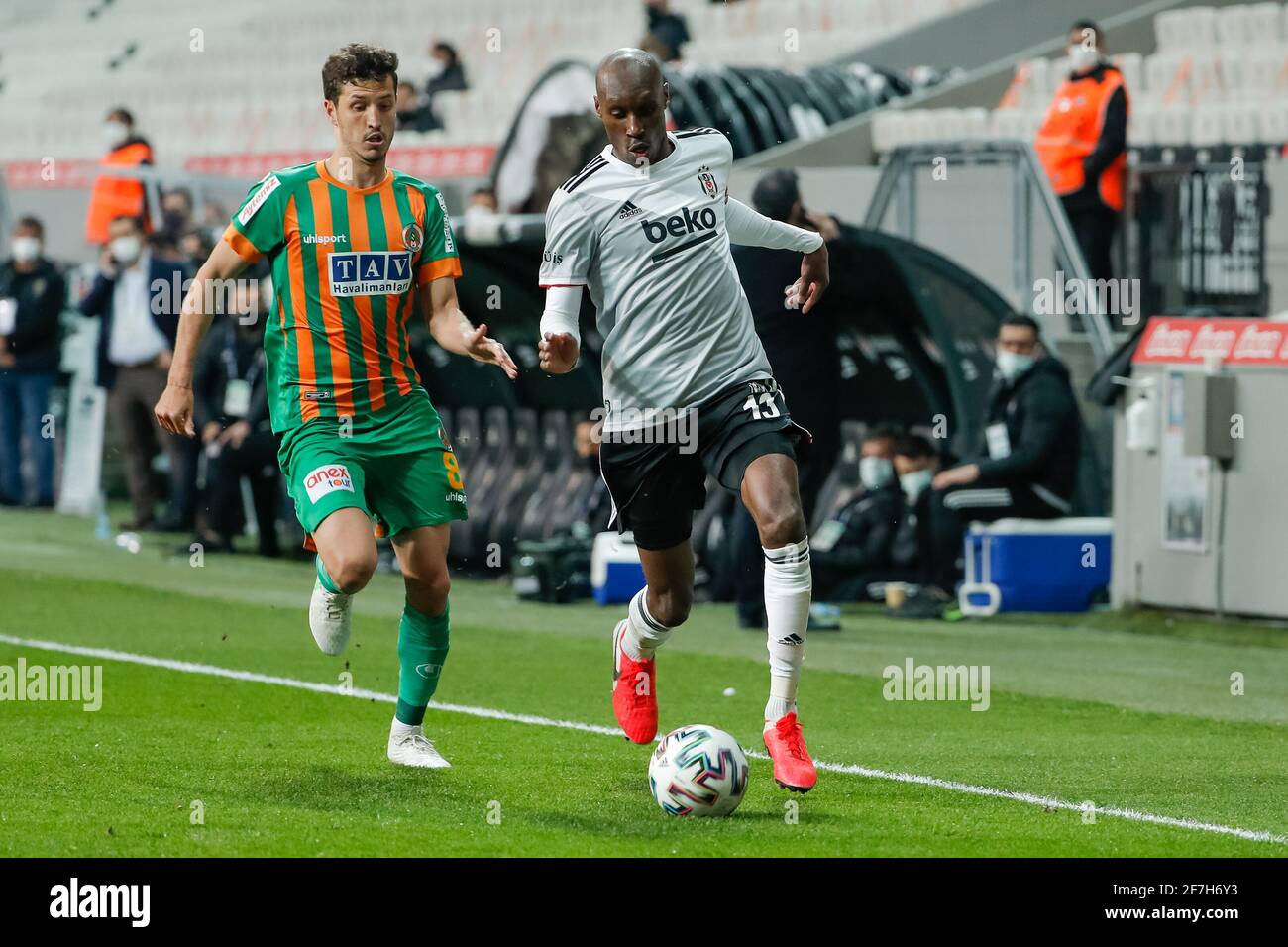 Atiba hutchinson hi-res stock photography and images - Page 2 - Alamy