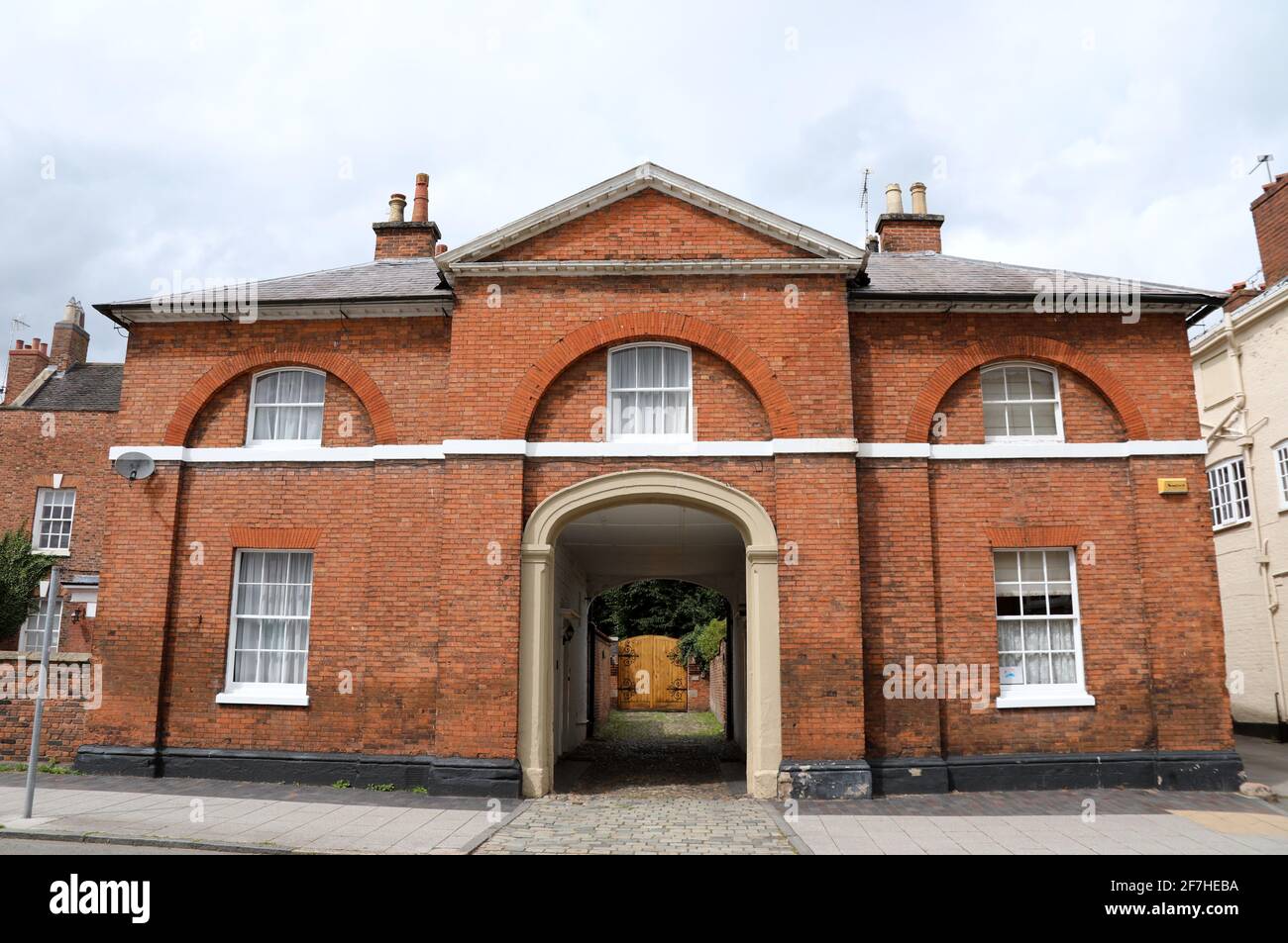 The Gateway Building which is a former stable entrance to the Porch House on Welsh Row in Nantwich Stock Photo