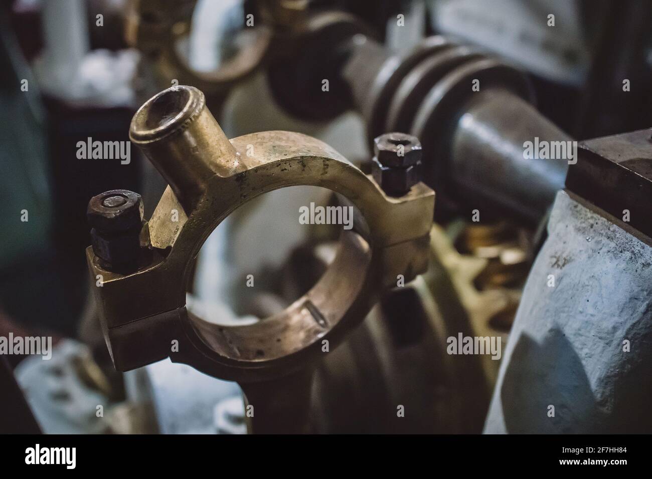 Engine piston movement hires stock photography and images Alamy
