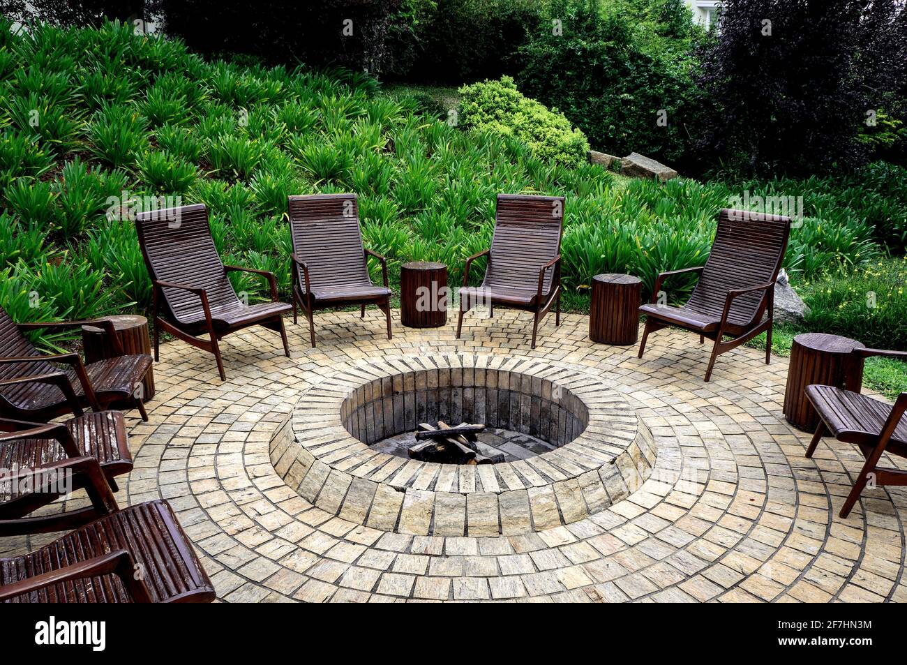 fire pit rustic backyard chair Stock Photo Alamy