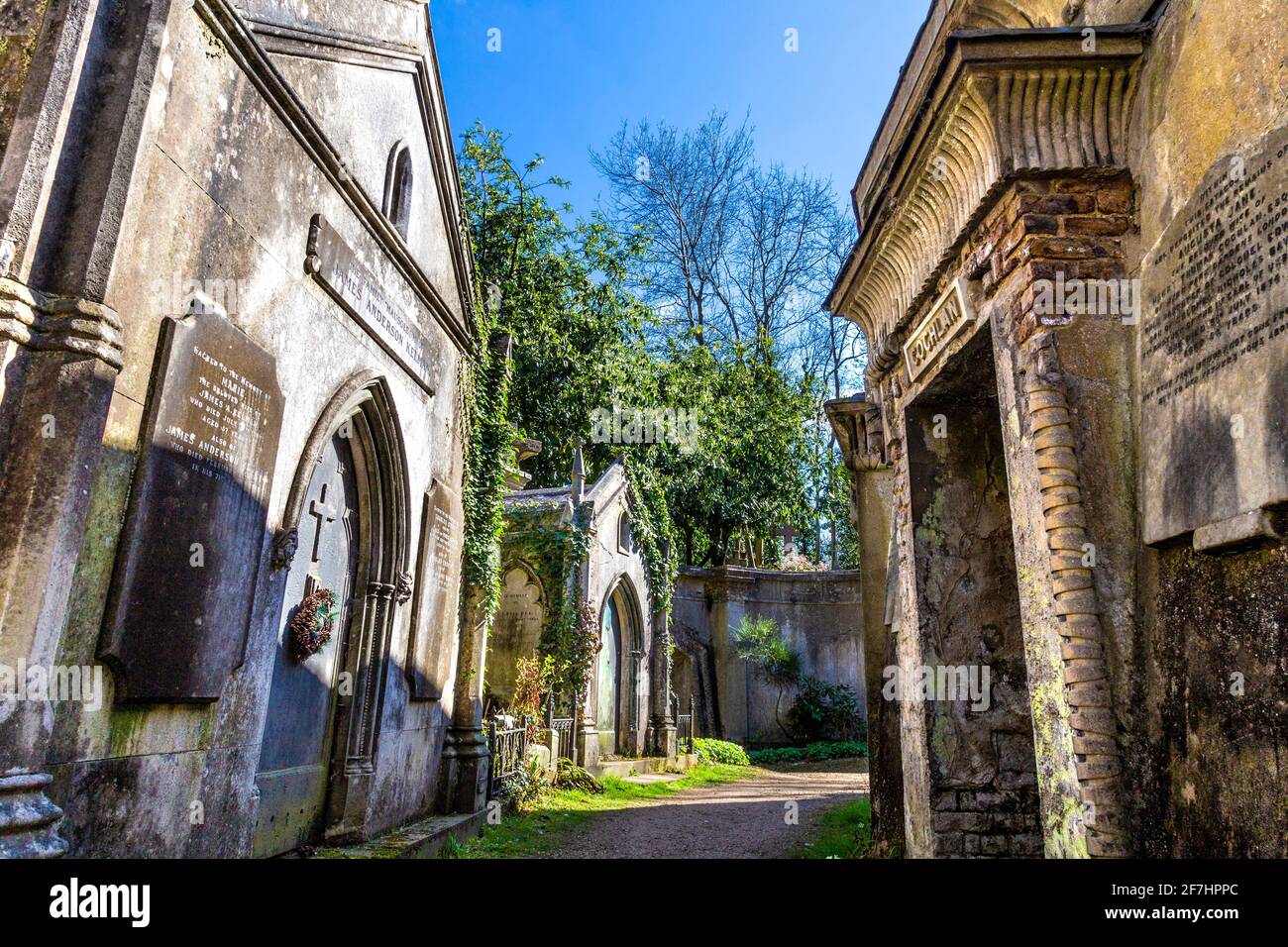 Egyptian and classical style row of tombs in the Circle of Lebanon at Highgate West Cemetery, London, UK Stock Photo