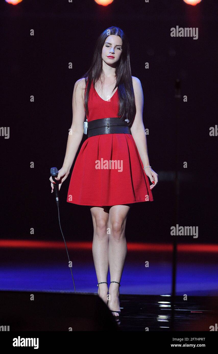 Warsaw, Poland. 14 September 2012 Lana Del Rey performs in Warsaw Stock  Photo - Alamy