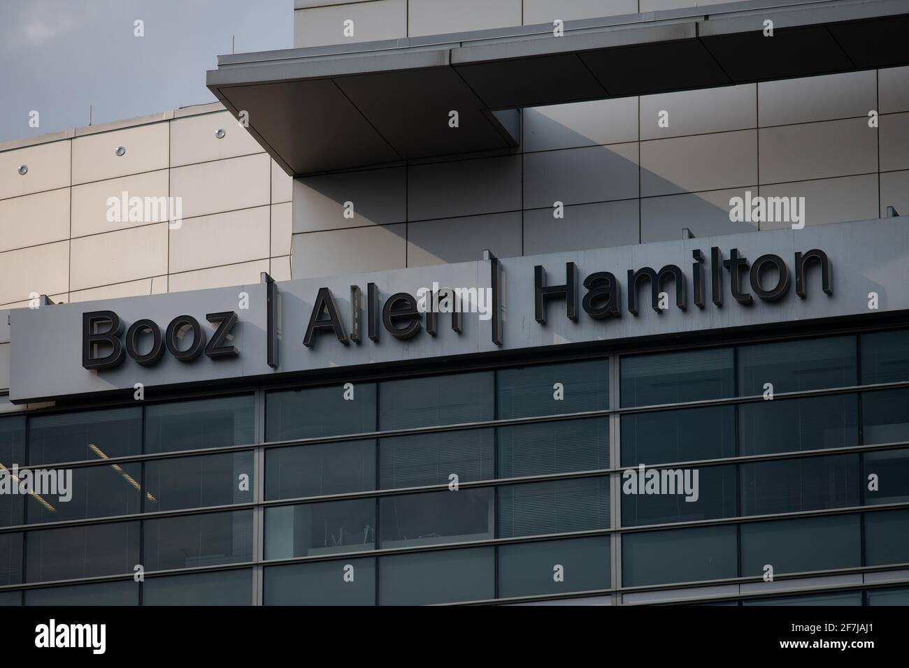 Booz Allen Hamilton Hi Res Stock Photography And Images Alamy Booz Allen Hamilton Hi Res Stock Photography And Images Alamy