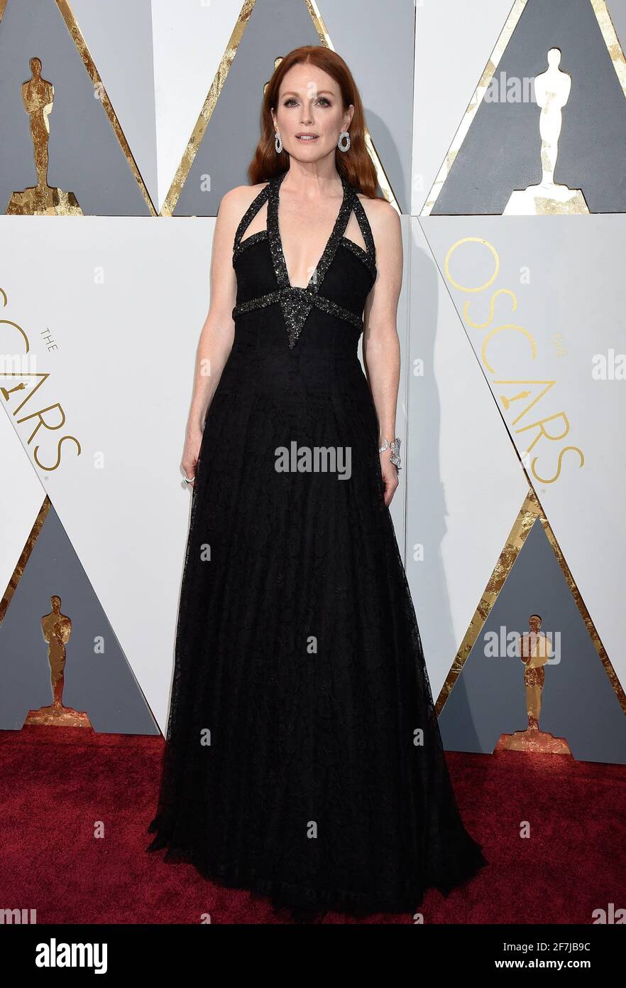 Julianne Moore arrives to The 88th Academy Awards ceremony, The Oscars