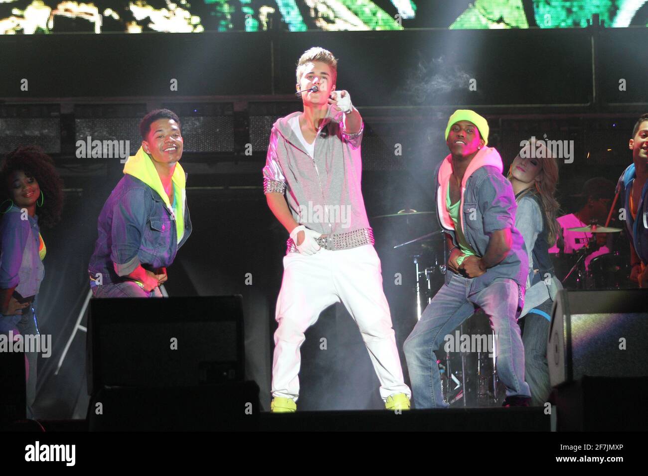 Mexico Df 11 06 2012 El Cantante Justin Bieber En Concierto En El