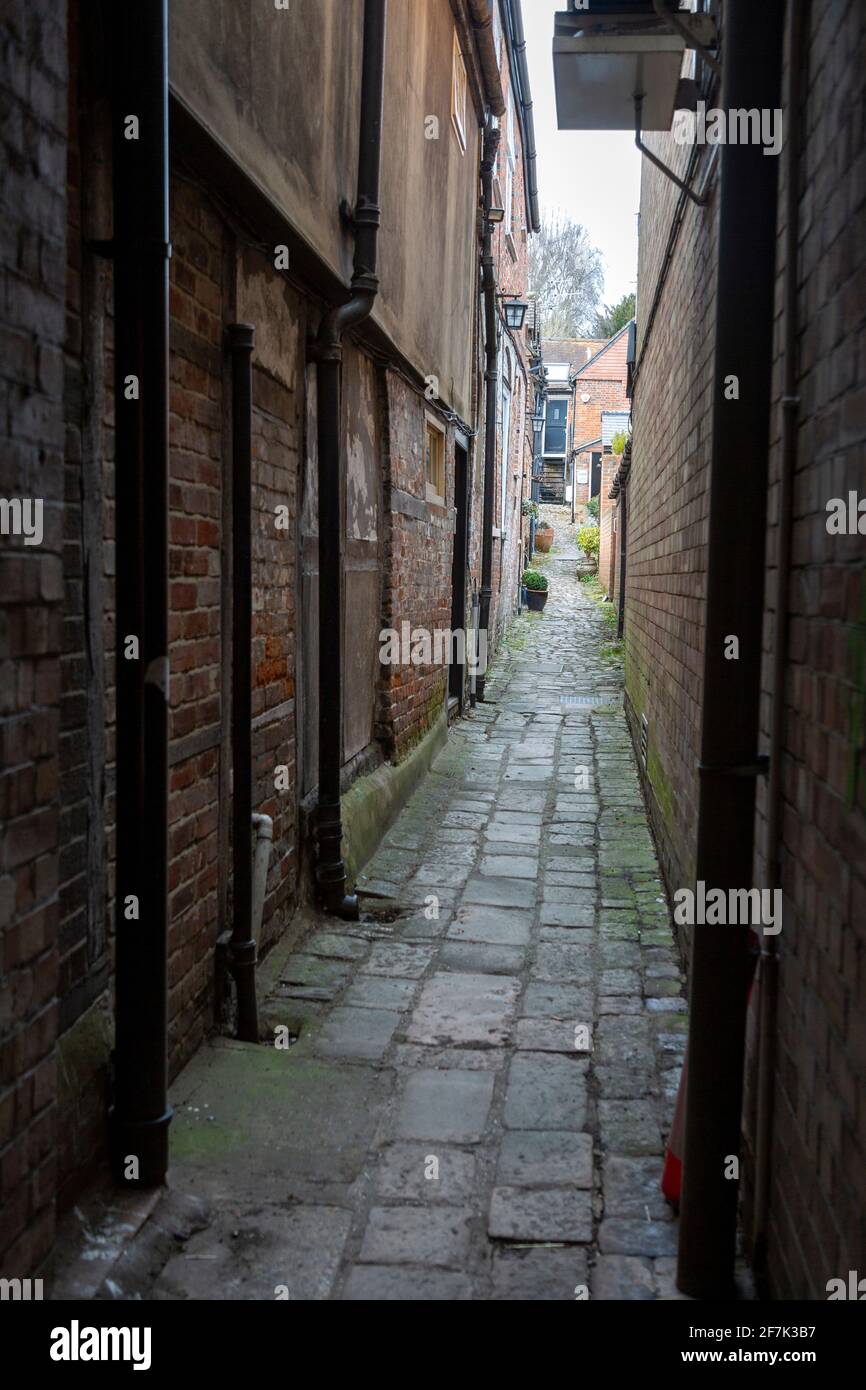 Dark dingy street hires stock photography and images Alamy