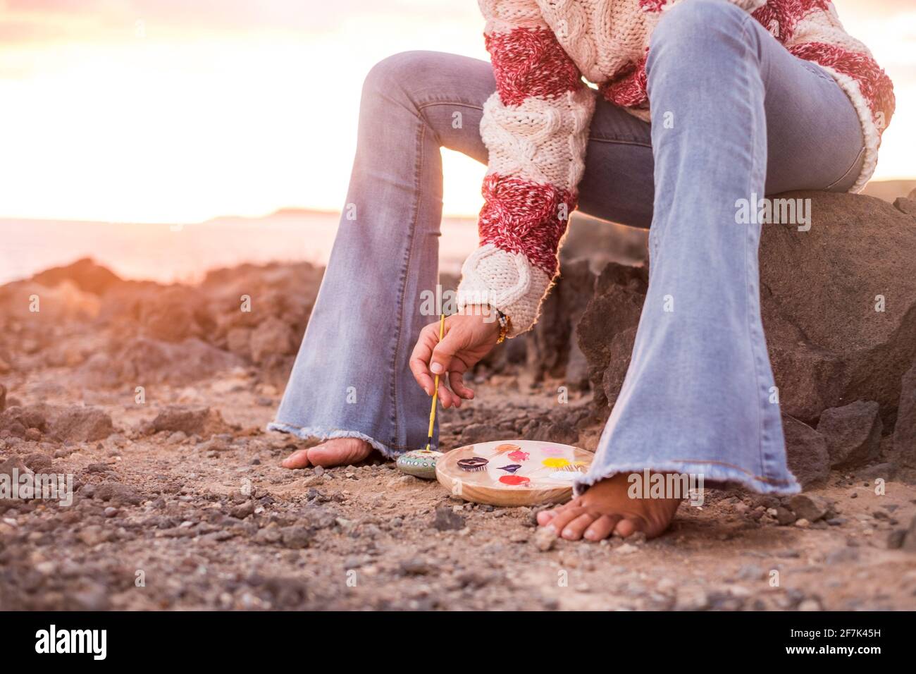 Barefoot hippy hires stock photography and images Alamy